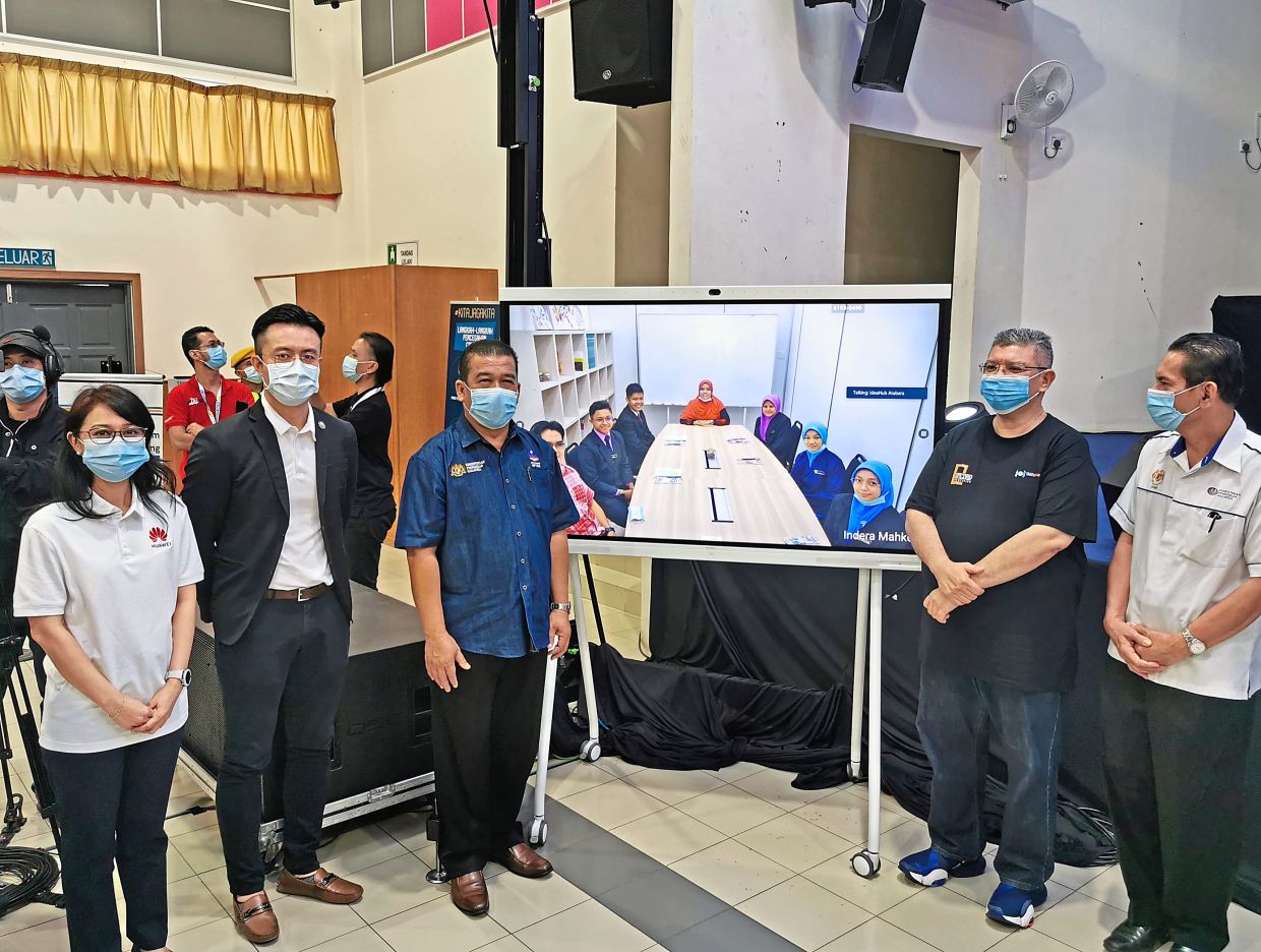 Boost for digital learning
