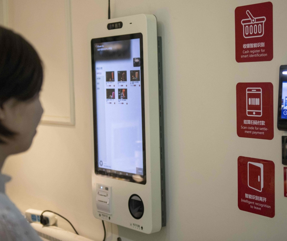 Chinese shoppers adopt facial payments in cashless drive