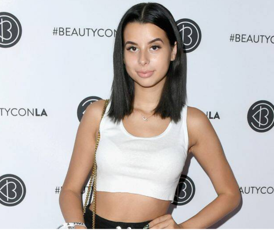 Instagram star reportedly couldn't sell 36 t-shirts to 2.6 million followers: 'The influencer bubble is bursting'