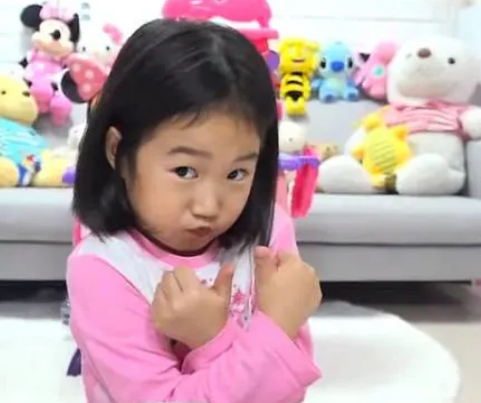 Korean YouTube star Boram, 6, buys five-storey building for US$8 million: Reports