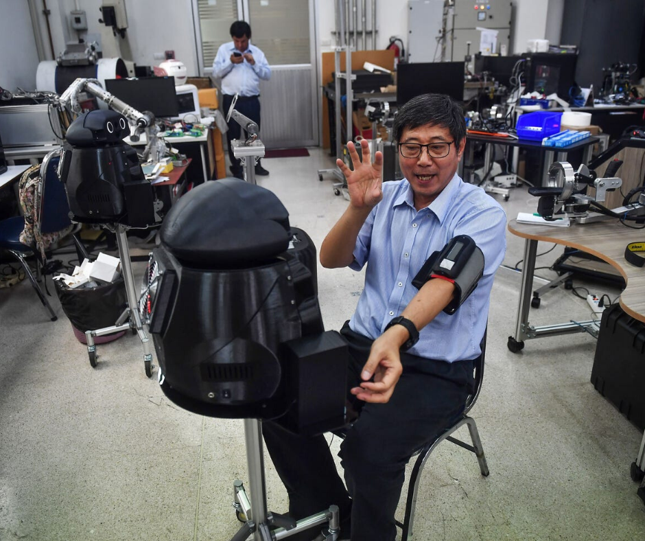 Thailand has ‘ninja robots’ monitoring COVID-19 patients — take a look