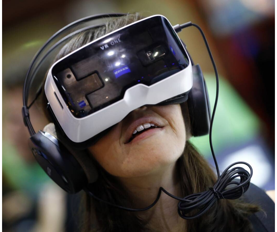 Virtual reality may help relieve pain during childbirth