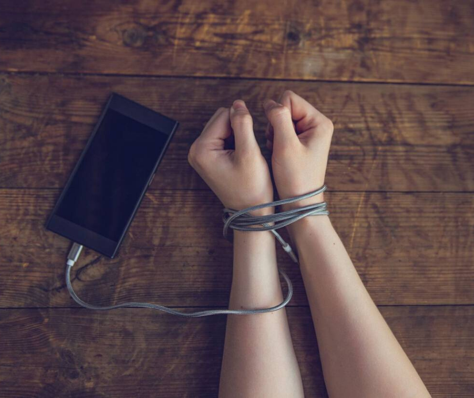 You might just be addicted: Smartphone use physically affects your brain, study says