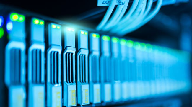 World’s biggest email server hit with security flaw
