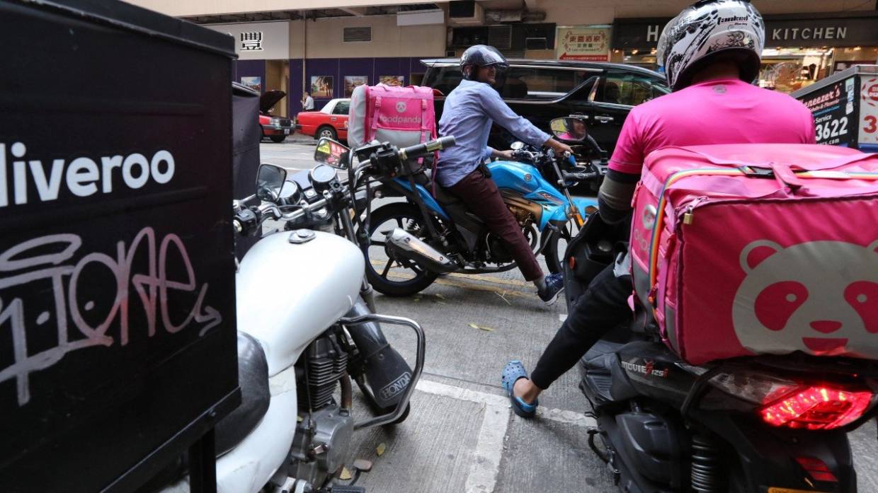 Deliveroo, Foodpanda enjoy brisk orders in Hong Kong as coronavirus scare entrenches eat-at-home habit