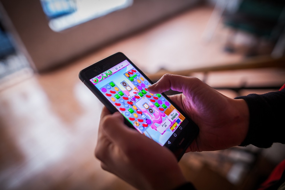Mobile games thrive, even as pandemic keeps players home