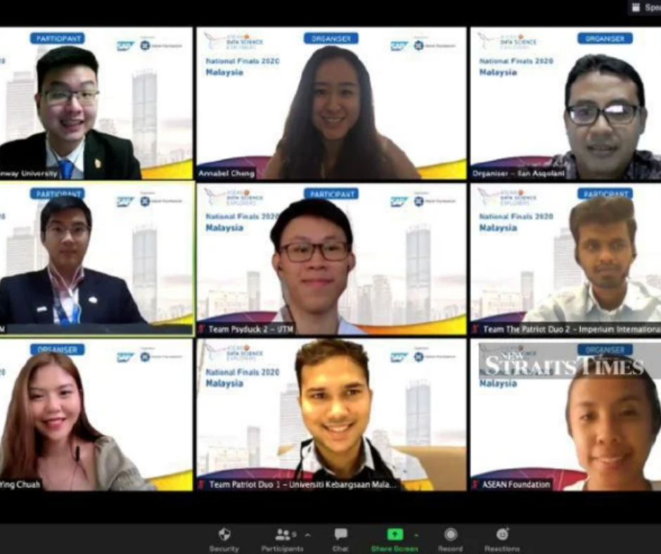 #TECH: Two UTM students become winners of Asean data science competition