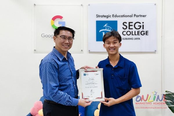 Executive Degree in Digital Marketing and Analytics* in Johor Bahru | Malaysia - Graduation Gallery